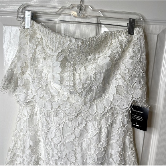 Lulu’s Delia White Lace Strapless Midi Dress size Medium - Picture 6 of 16
